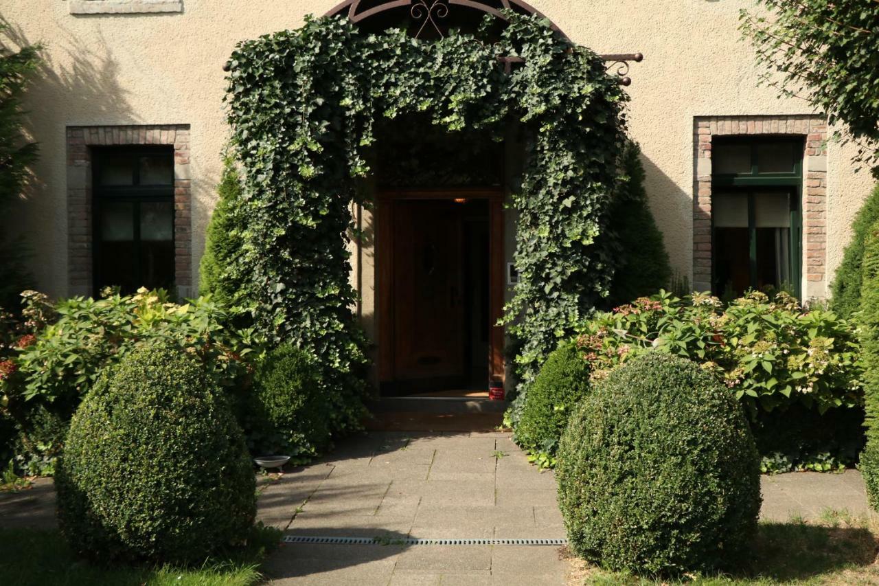 Boutique Apartments Benz I-Iii Bergisch Gladbach Exterior photo